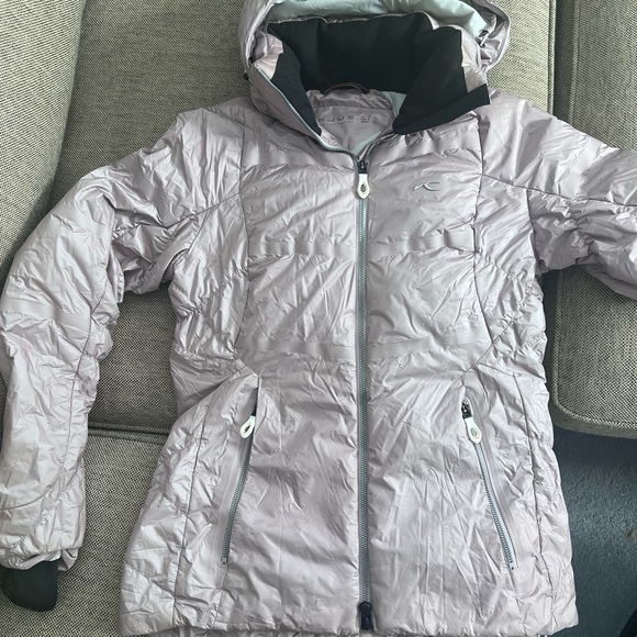 KJUS Special Edition Ski Jacket- will keep you WARM! - Picture 4 of 13